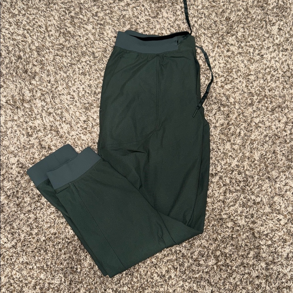 Lululemon Green ABC Joggers w/ Bag